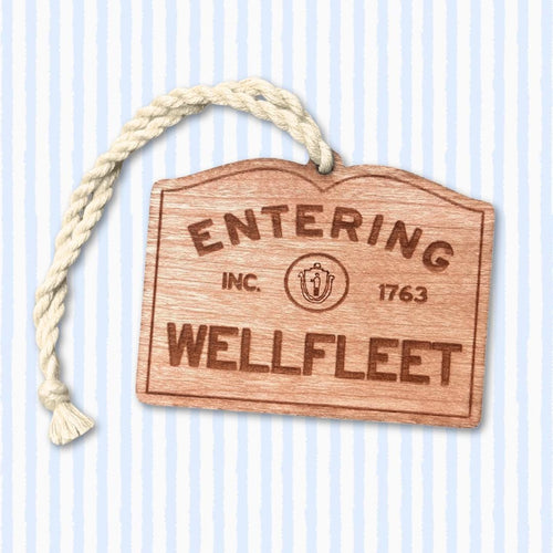 Personalized Wooden Wellfleet Sign Ornament: Cape Cod Coastal Decor