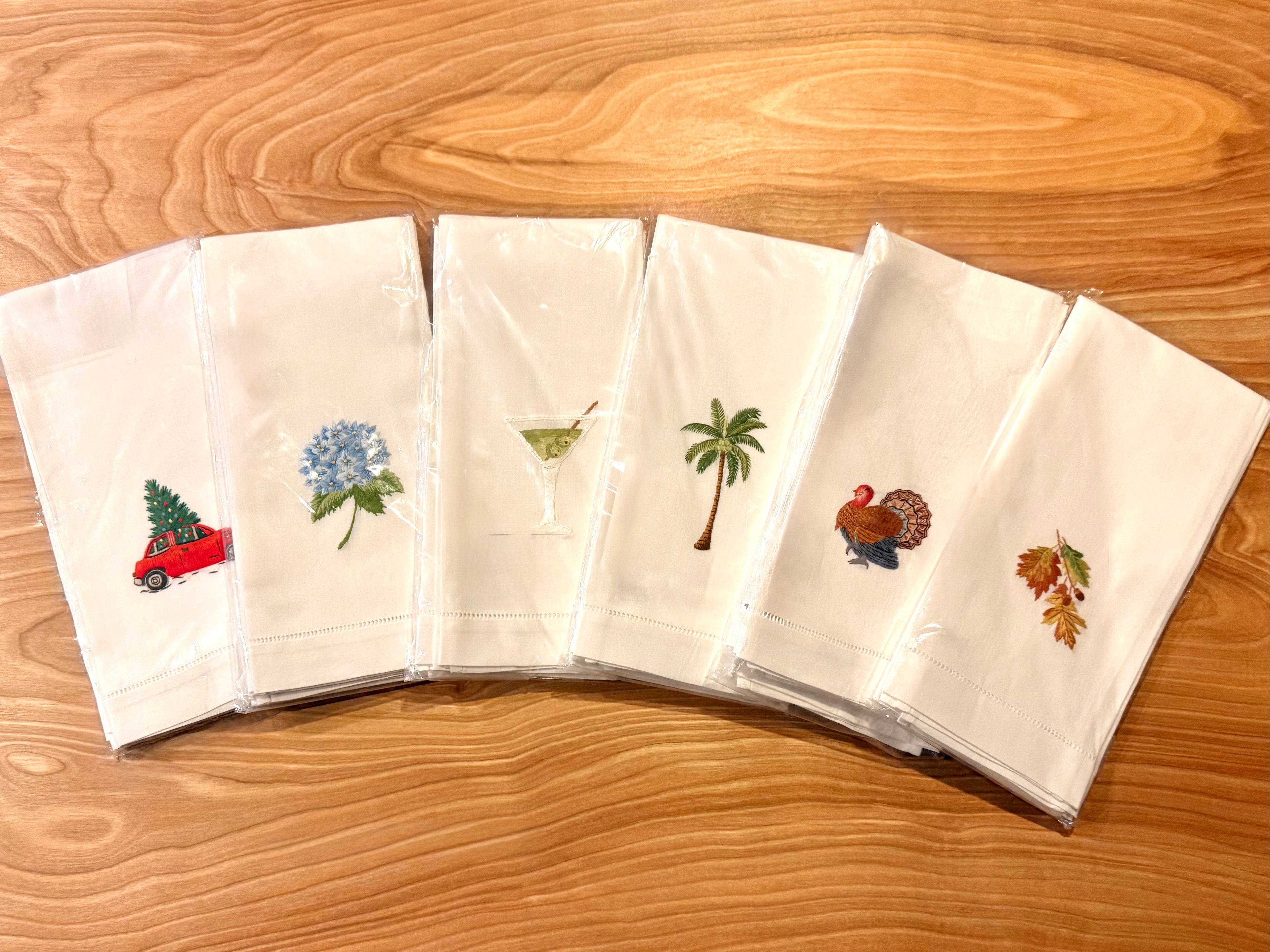 Leaves & Acorn Towel