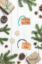 Personalized Wooden Wellfleet Sign Ornament: Cape Cod Coastal Decor