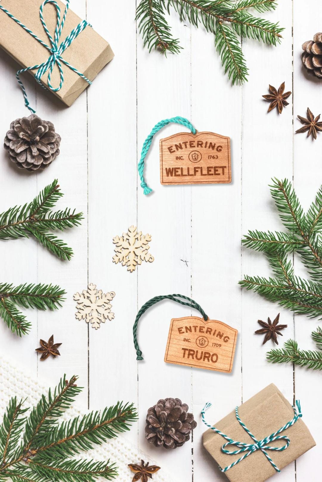 Personalized Wooden Wellfleet Sign Ornament: Cape Cod Coastal Decor